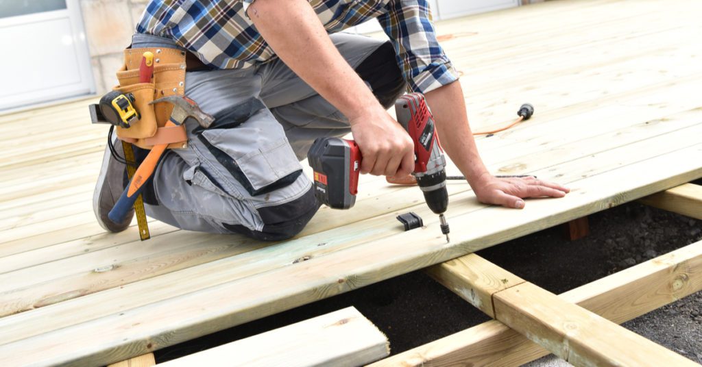 Building a Wood Deck: 4 Top Things to Consider